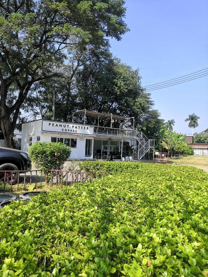 3 Pool With Condo Opposite The Train Station, Near Old City And Nimman Chiang Mai Ngoại thất bức ảnh