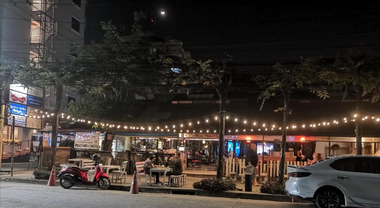 3 Pool With Condo Opposite The Train Station, Near Old City And Nimman Chiang Mai Ngoại thất bức ảnh